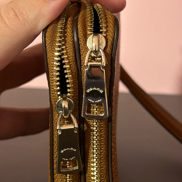 Coach Double Zip Wristlet - Picture 9 of 11
